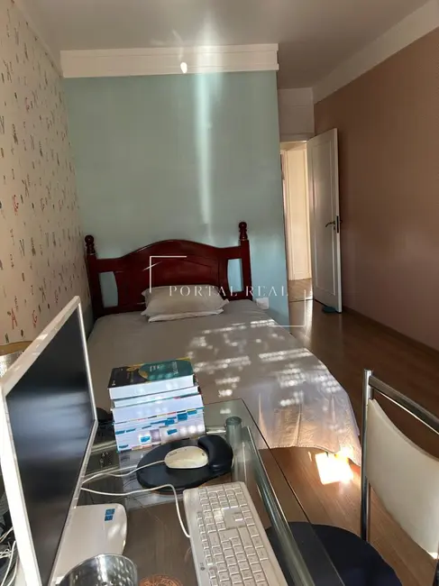 Apartamento com 4 quartos à venda, 182m2 em Cambuí, Campinas - SP - imagem 7 Foto 7 de Apartamento com 4 quartos à venda, 182m2 em Cambuí, Campinas - SP