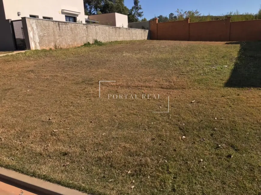 Foto 2 de Terreno / Lote com 1 quarto à venda, 452m2 em Campinas - SP