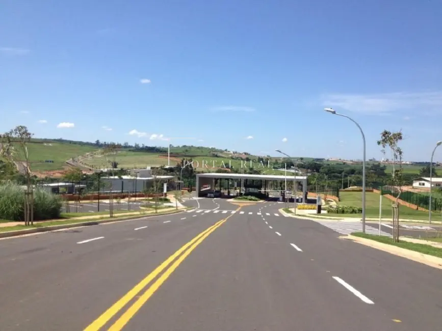 Foto 3 de Terreno / Lote com 1 quarto à venda, 452m2 em Campinas - SP