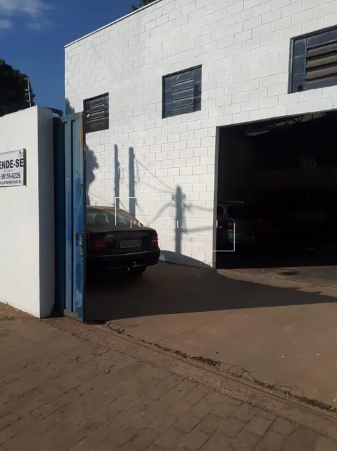 Armazém / Galpão à venda, 240m2 em Vila Alberto Simões, Campinas - SP - imagem 5 Foto 5 de Armazém / Galpão à venda, 240m2 em Vila Alberto Simões, Campinas - SP