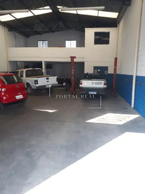 Armazém / Galpão à venda, 240m2 em Vila Alberto Simões, Campinas - SP - imagem 3 Foto 3 de Armazém / Galpão à venda, 240m2 em Vila Alberto Simões, Campinas - SP