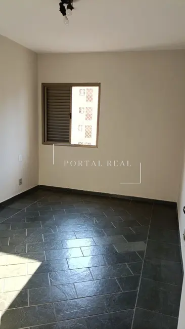 Apartamento com 2 quartos para alugar, 80m2 em Centro, Campinas - SP - imagem 9 Foto 9 de Apartamento com 2 quartos para alugar, 80m2 em Centro, Campinas - SP
