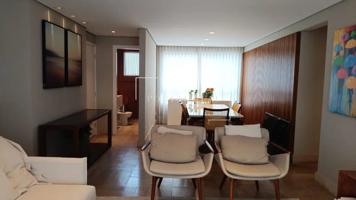 Apartamento com 2 quartos para alugar, 167m2 em Cambuí, Campinas - SP - imagem 3 Foto 3 de Apartamento com 2 quartos para alugar, 167m2 em Cambuí, Campinas - SP