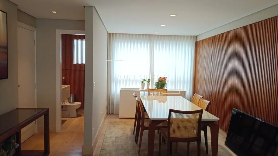 Apartamento com 2 quartos para alugar, 167m2 em Cambuí, Campinas - SP - imagem 2 Foto 2 de Apartamento com 2 quartos para alugar, 167m2 em Cambuí, Campinas - SP