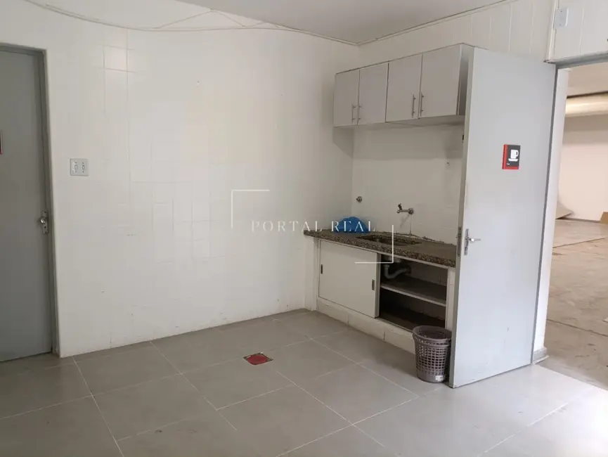 Armazém / Galpão à venda e para alugar, 485m2 em Bonfim, Campinas - SP - imagem 8 Foto 8 de Armazém / Galpão à venda e para alugar, 485m2 em Bonfim, Campinas - SP
