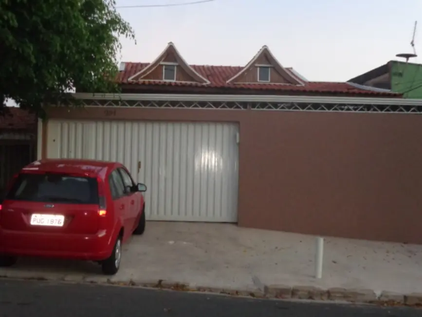 Casa com 4 quartos à venda, 213m2 em Jardim Santa Lúcia, Campinas - SP - imagem 5 Foto 5 de Casa com 4 quartos à venda, 213m2 em Jardim Santa Lúcia, Campinas - SP