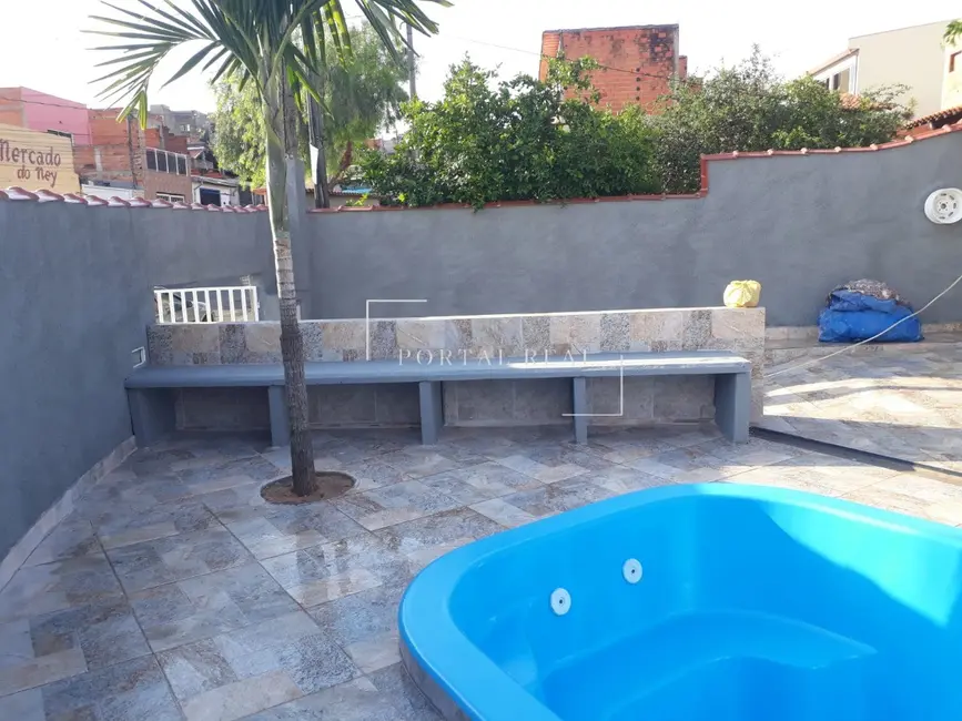 Foto 1 de Casa com 3 quartos à venda, 220m2 em Parque Bom Retiro, Paulinia - SP