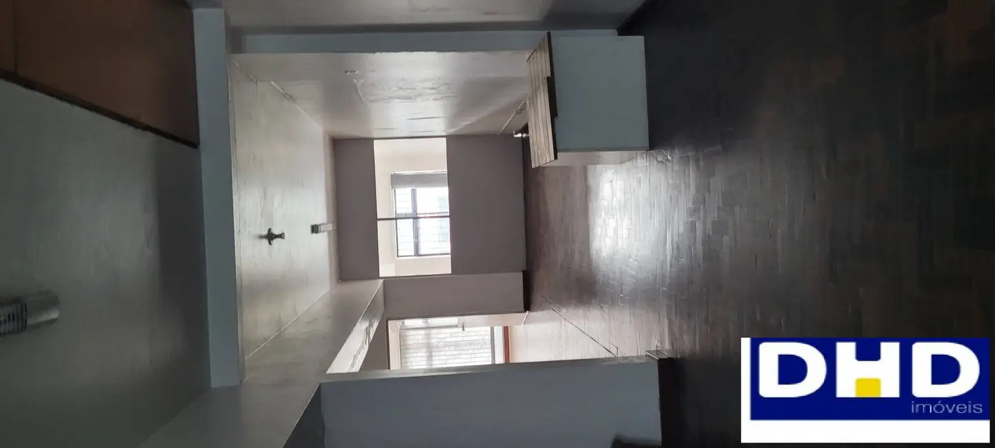 Sala Comercial para alugar, 148m2 em Centro, Novo Hamburgo - RS - imagem 8 Foto 8 de Sala Comercial para alugar, 148m2 em Centro, Novo Hamburgo - RS