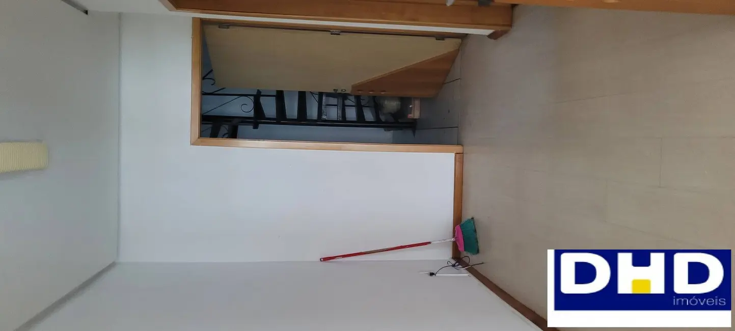 Sala Comercial para alugar, 148m2 em Centro, Novo Hamburgo - RS - imagem 4 Foto 4 de Sala Comercial para alugar, 148m2 em Centro, Novo Hamburgo - RS