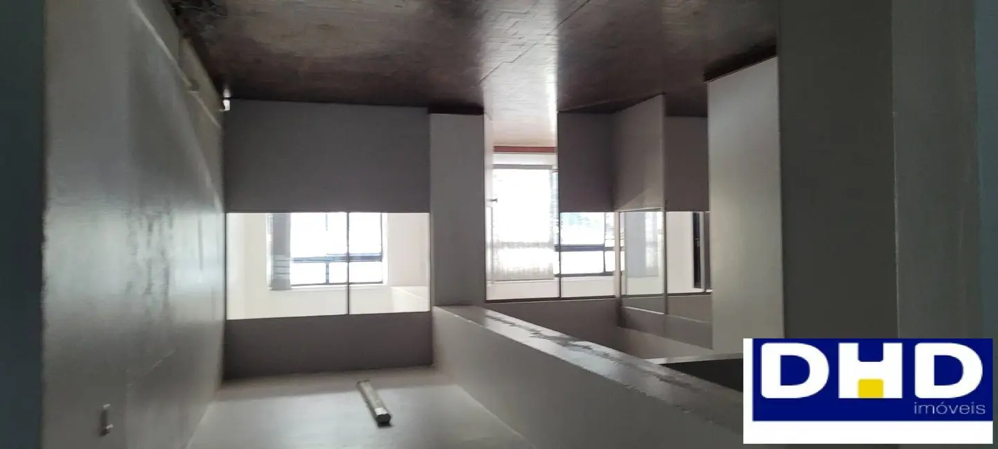 Sala Comercial para alugar, 148m2 em Centro, Novo Hamburgo - RS - imagem 5 Foto 5 de Sala Comercial para alugar, 148m2 em Centro, Novo Hamburgo - RS