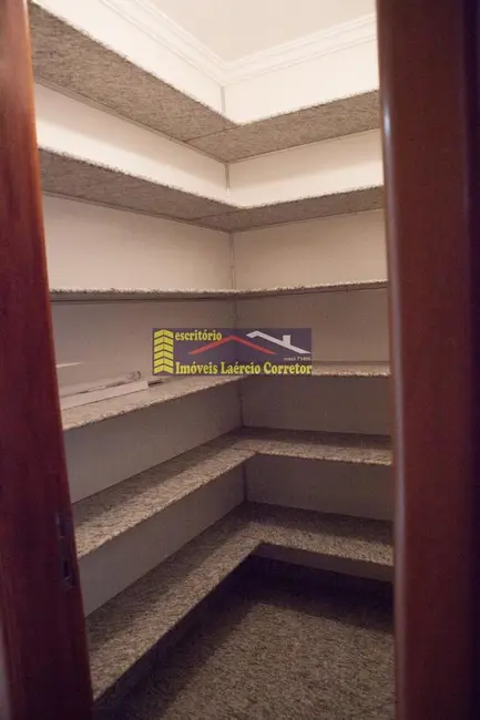 Foto 9 de Apartamento com 4 quartos à venda, 238m2 em Campinas - SP