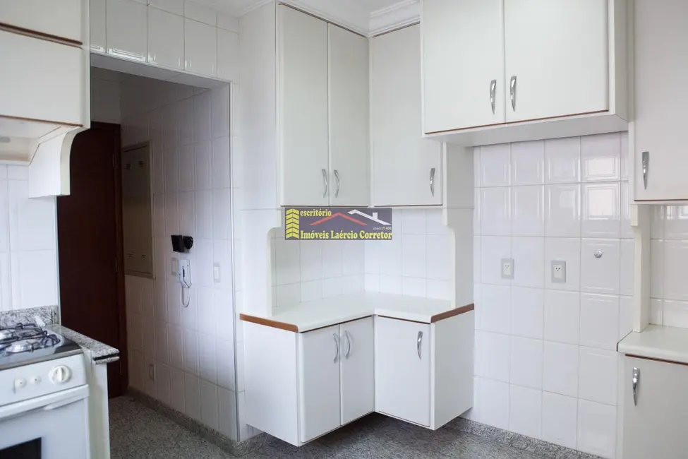 Foto 7 de Apartamento com 4 quartos à venda, 238m2 em Campinas - SP