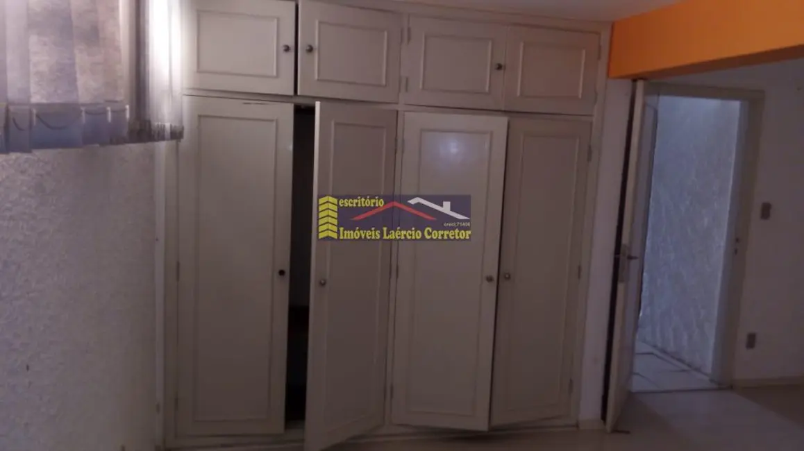 Casa Comercial com 3 quartos à venda, 375m2 em Valinhos - SP - imagem 7 Foto 7 de Casa Comercial com 3 quartos à venda, 375m2 em Valinhos - SP