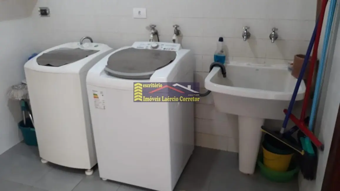 Casa com 3 quartos à venda, 398m2 em Guarulhos - SP - imagem 5 Foto 5 de Casa com 3 quartos à venda, 398m2 em Guarulhos - SP