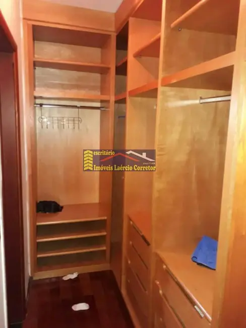 Foto 9 de Casa de Condomínio com 3 quartos à venda, 294m2 em Louveira - SP