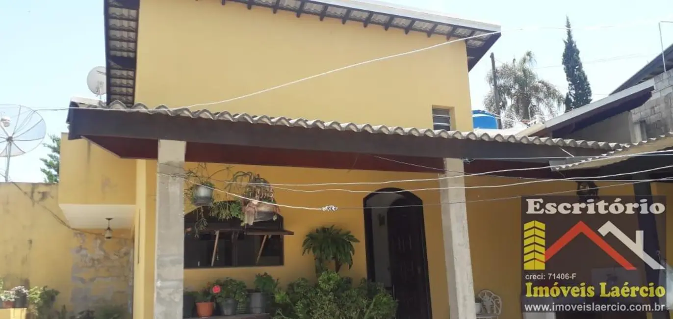 Chácara com 3 quartos à venda, 170m2 em Louveira - SP - imagem 5 Foto 5 de Chácara com 3 quartos à venda, 170m2 em Louveira - SP