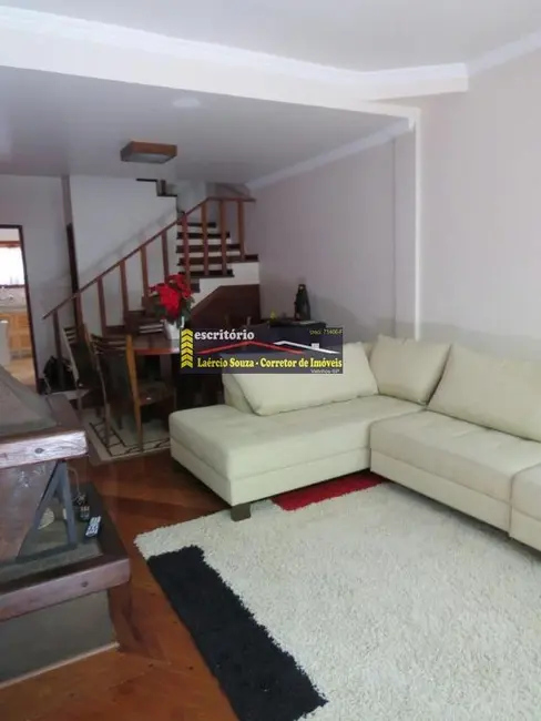 Foto 4 de Casa de Condomínio com 4 quartos à venda, 140m2 em Campos Do Jordao - SP