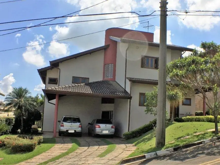 Casa de Condomínio com 4 quartos à venda, 380m2 em Valinhos - SP - imagem 3 Foto 3 de Casa de Condomínio com 4 quartos à venda, 380m2 em Valinhos - SP