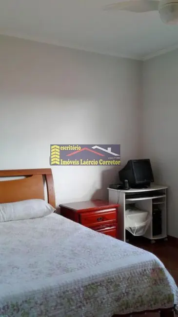 Casa de Condomínio com 3 quartos à venda, 190m2 em Valinhos - SP - imagem 8 Foto 8 de Casa de Condomínio com 3 quartos à venda, 190m2 em Valinhos - SP