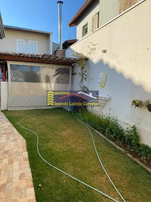 Foto 9 de Casa com 2 quartos à venda, 200m2 em Vinhedo - SP