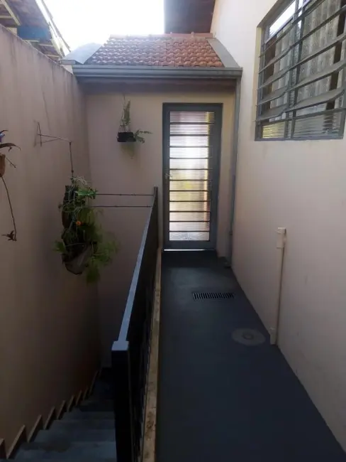 Casa com 3 quartos à venda, 260m2 em Valinhos - SP - imagem 7 Foto 7 de Casa com 3 quartos à venda, 260m2 em Valinhos - SP