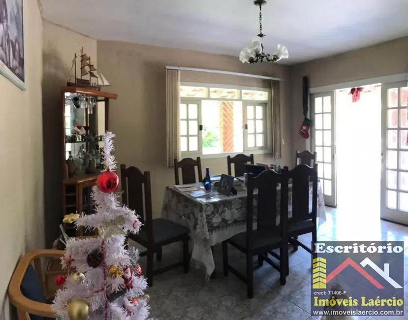 Chácara com 3 quartos à venda, 350m2 em Jarinu - SP - imagem 3 Foto 3 de Chácara com 3 quartos à venda, 350m2 em Jarinu - SP