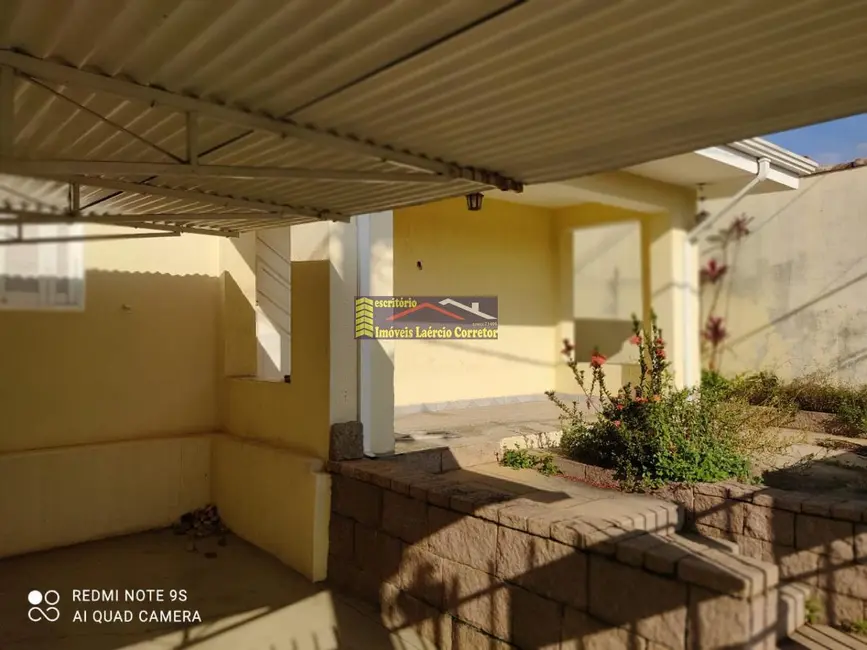 Casa com 3 quartos à venda, 180m2 em Valinhos - SP - imagem 4 Foto 4 de Casa com 3 quartos à venda, 180m2 em Valinhos - SP
