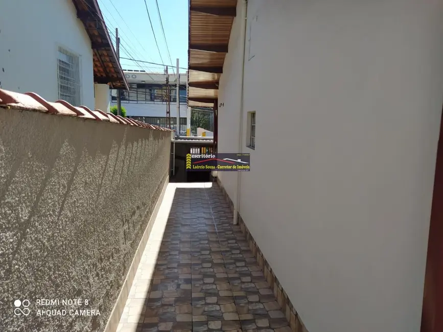 Casa com 3 quartos à venda, 178m2 em Valinhos - SP - imagem 5 Foto 5 de Casa com 3 quartos à venda, 178m2 em Valinhos - SP