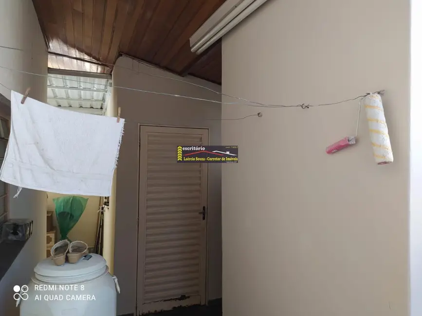 Casa com 3 quartos à venda, 178m2 em Valinhos - SP - imagem 8 Foto 8 de Casa com 3 quartos à venda, 178m2 em Valinhos - SP