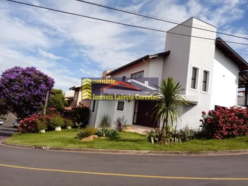 Foto 2 de Casa de Condomínio com 4 quartos à venda, 270m2 em Valinhos - SP