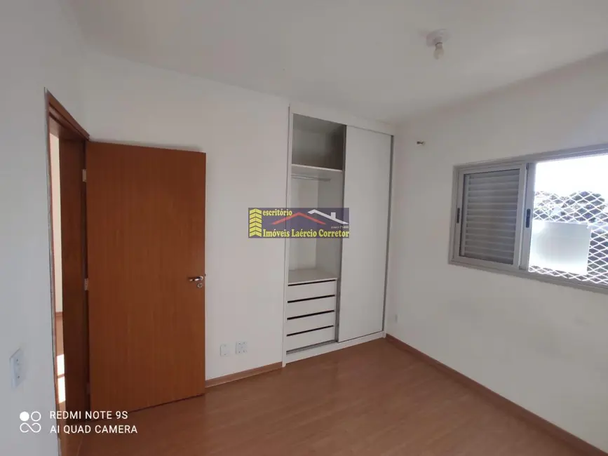 Apartamento com 2 quartos à venda, 60m2 em Valinhos - SP - imagem 8 Foto 8 de Apartamento com 2 quartos à venda, 60m2 em Valinhos - SP