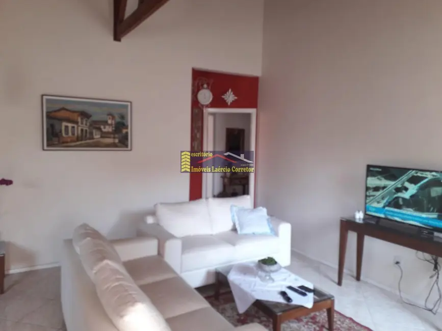 Casa com 3 quartos à venda, 200m2 em Valinhos - SP - imagem 4 Foto 4 de Casa com 3 quartos à venda, 200m2 em Valinhos - SP