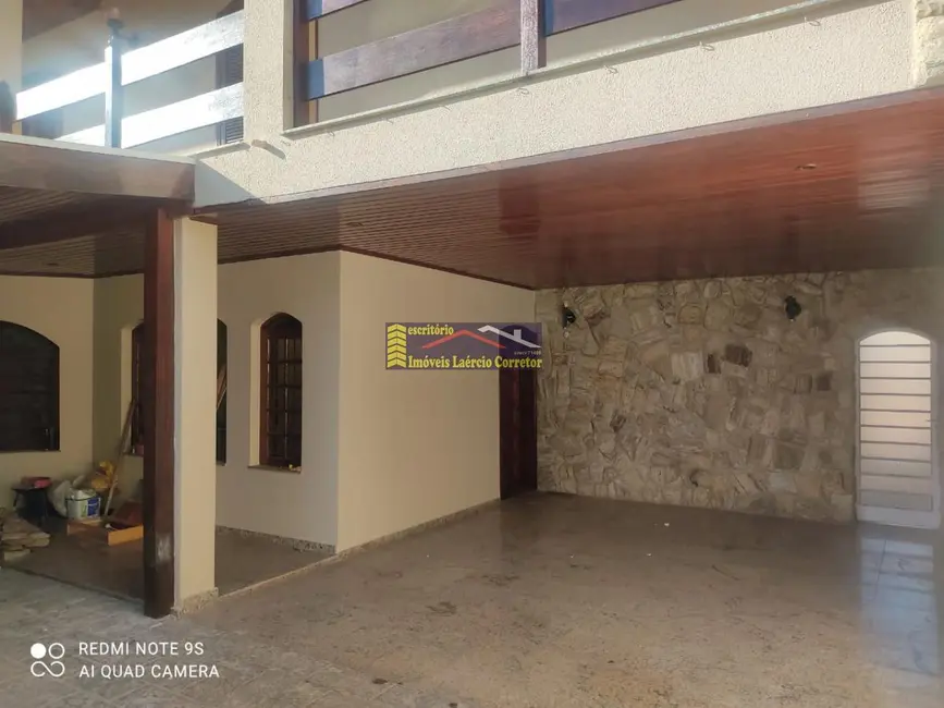 Foto 2 de Casa com 4 quartos à venda, 362m2 em Campinas - SP