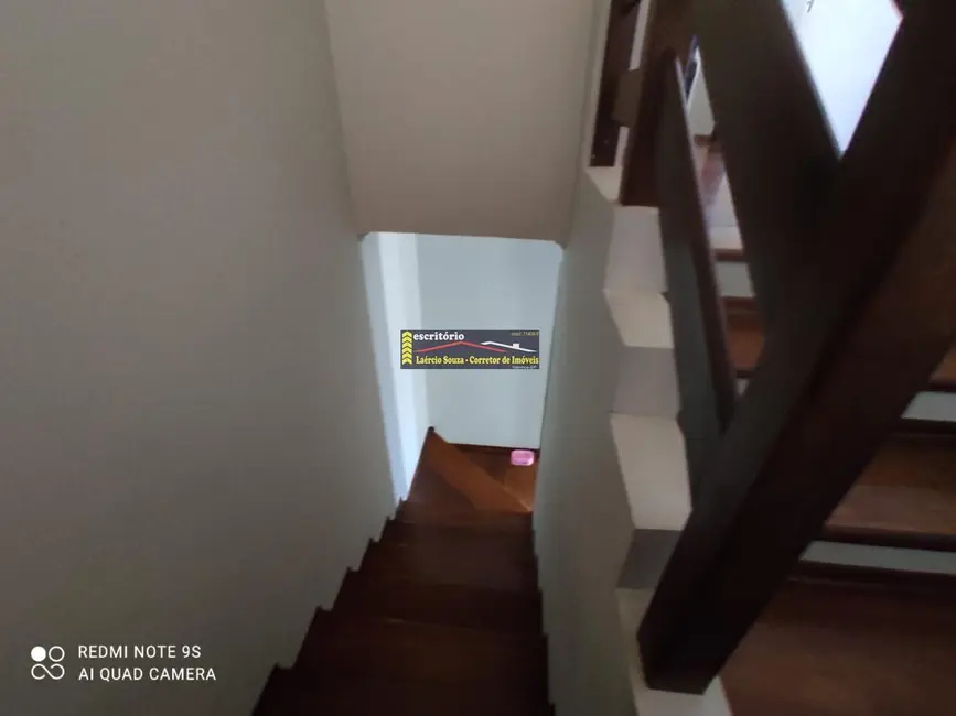 Casa com 4 quartos à venda, 331m2 em Valinhos - SP - imagem 8 Foto 8 de Casa com 4 quartos à venda, 331m2 em Valinhos - SP