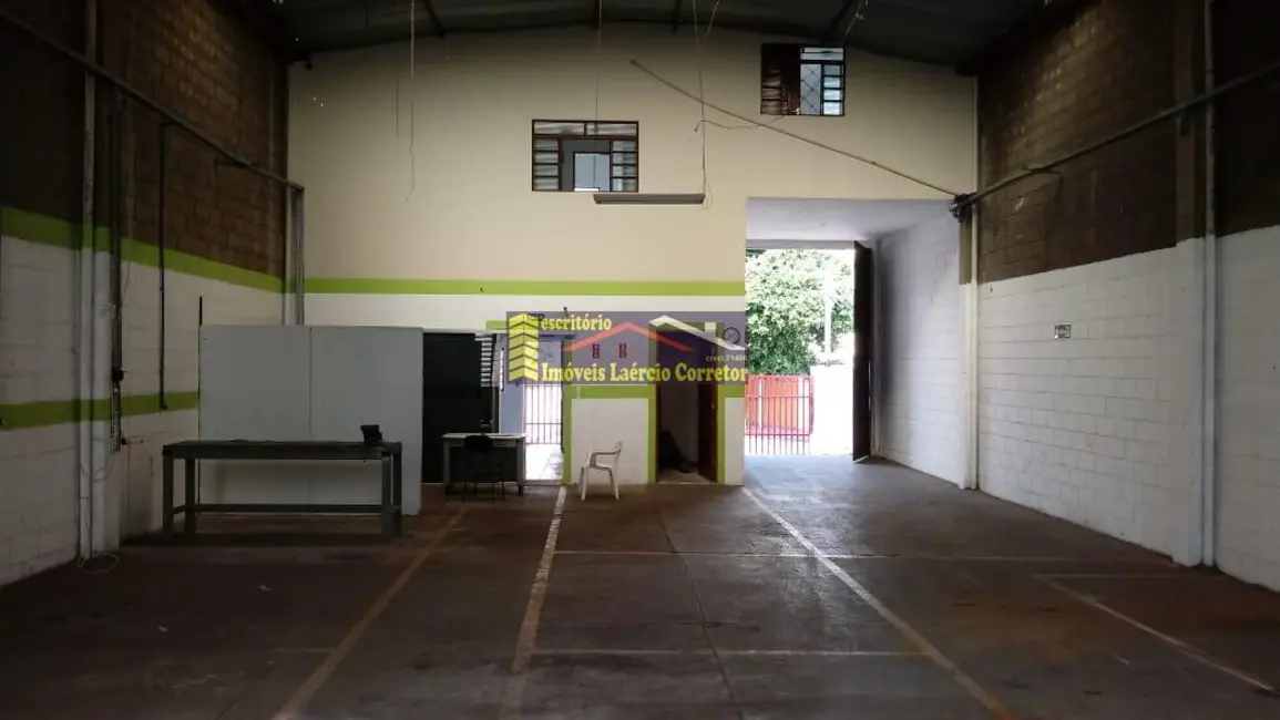 Foto 1 de Armazém / Galpão à venda, 262m2 em Campinas - SP