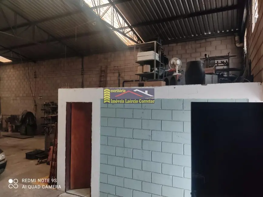 Armazém / Galpão à venda, 220m2 em Campinas - SP - imagem 3 Foto 3 de Armazém / Galpão à venda, 220m2 em Campinas - SP