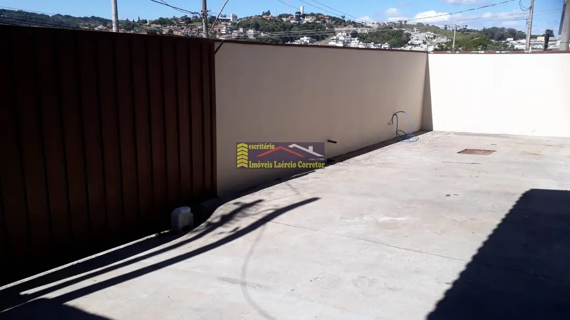 Armazém / Galpão à venda, 247m2 em Valinhos - SP - imagem 7 Foto 7 de Armazém / Galpão à venda, 247m2 em Valinhos - SP