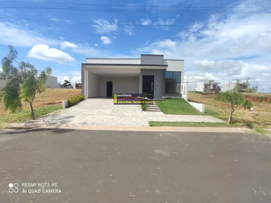 Foto 3 de Casa de Condomínio com 3 quartos à venda, 163m2 em Monte Mor - SP