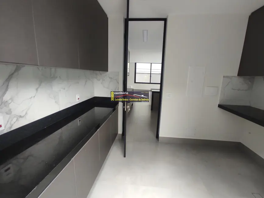 Casa de Condomínio com 5 quartos à venda, 433m2 em Campinas - SP - imagem 9 Foto 9 de Casa de Condomínio com 5 quartos à venda, 433m2 em Campinas - SP