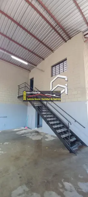 Armazém / Galpão à venda, 250m2 em Valinhos - SP - imagem 4 Foto 4 de Armazém / Galpão à venda, 250m2 em Valinhos - SP