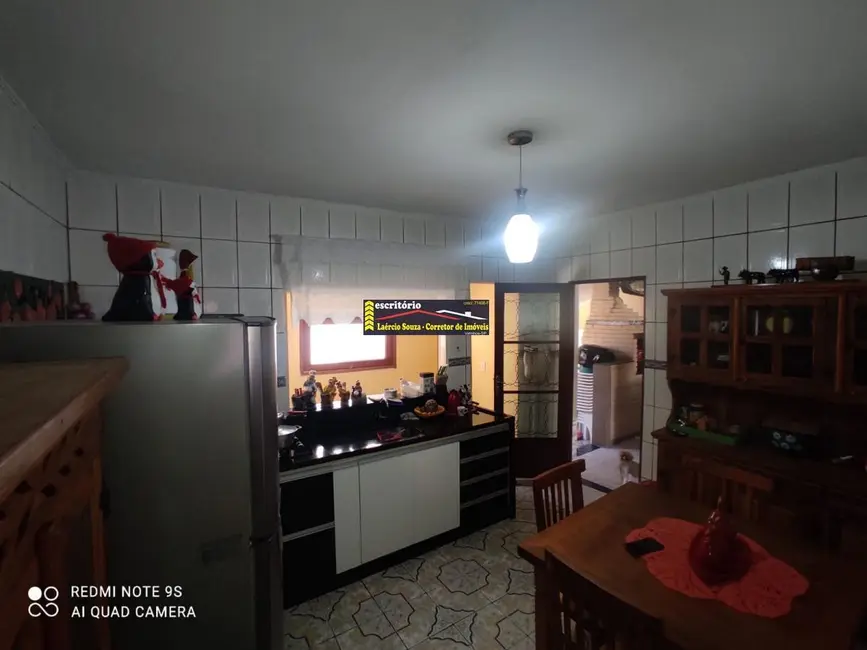 Casa com 2 quartos à venda, 220m2 em Valinhos - SP - imagem 7 Foto 7 de Casa com 2 quartos à venda, 220m2 em Valinhos - SP