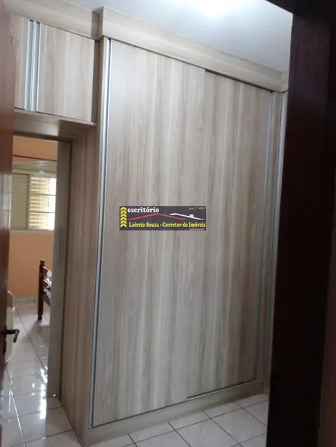 Casa de Condomínio com 3 quartos à venda, 180m2 em Valinhos - SP - imagem 9 Foto 9 de Casa de Condomínio com 3 quartos à venda, 180m2 em Valinhos - SP