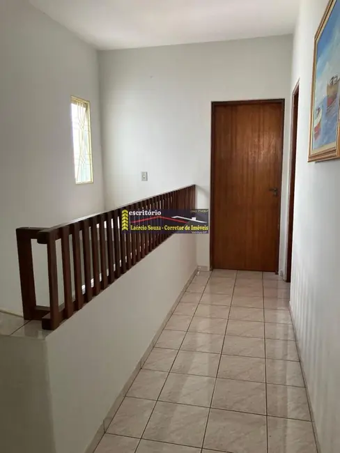 Casa de Condomínio com 3 quartos à venda, 180m2 em Valinhos - SP - imagem 6 Foto 6 de Casa de Condomínio com 3 quartos à venda, 180m2 em Valinhos - SP