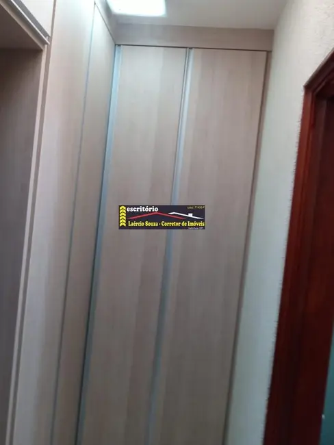 Chácara com 2 quartos à venda, 296m2 em Valinhos - SP - imagem 9 Foto 9 de Chácara com 2 quartos à venda, 296m2 em Valinhos - SP