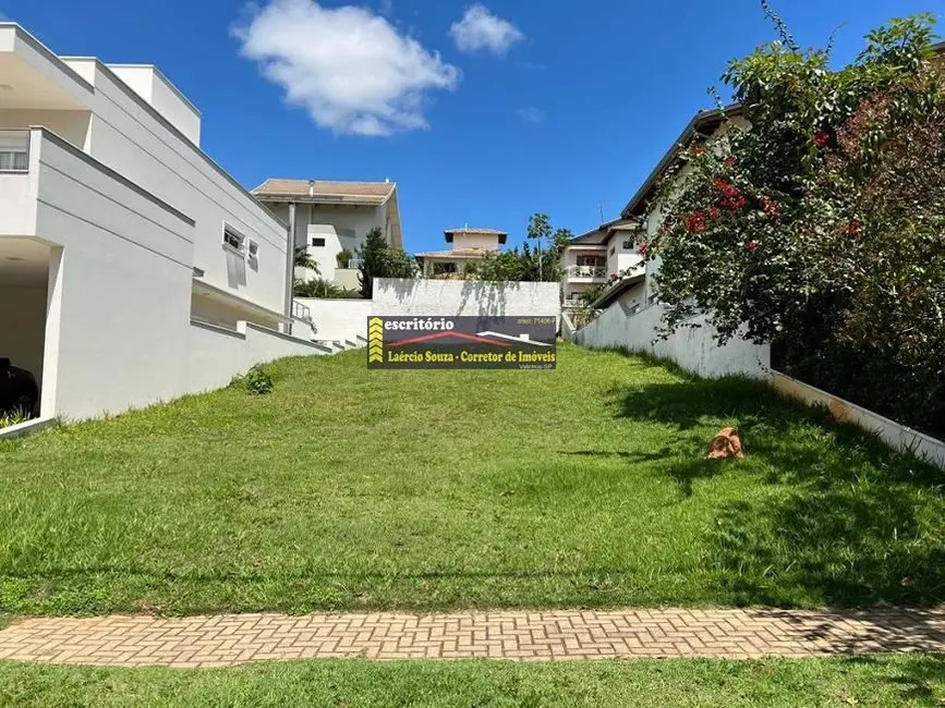 Foto 1 de Casa de Condomínio à venda em Valinhos - SP