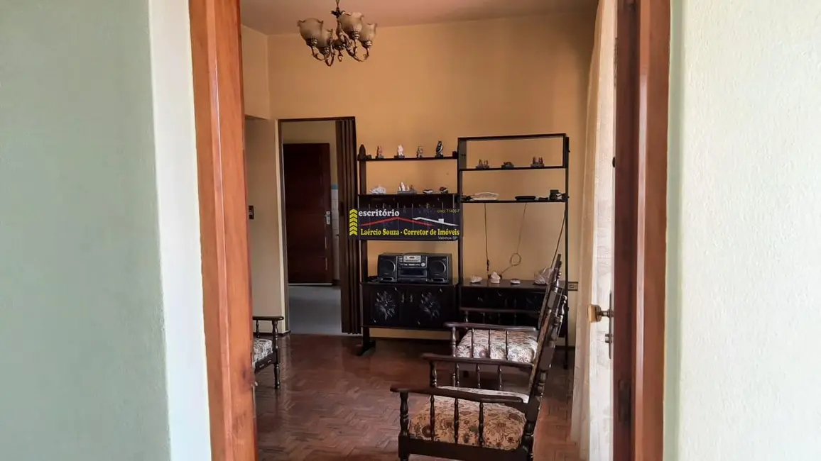 Casa com 2 quartos à venda, 164m2 em Valinhos - SP - imagem 5 Foto 5 de Casa com 2 quartos à venda, 164m2 em Valinhos - SP