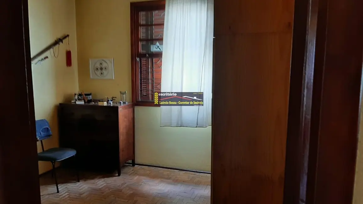 Casa com 2 quartos à venda, 164m2 em Valinhos - SP - imagem 3 Foto 3 de Casa com 2 quartos à venda, 164m2 em Valinhos - SP