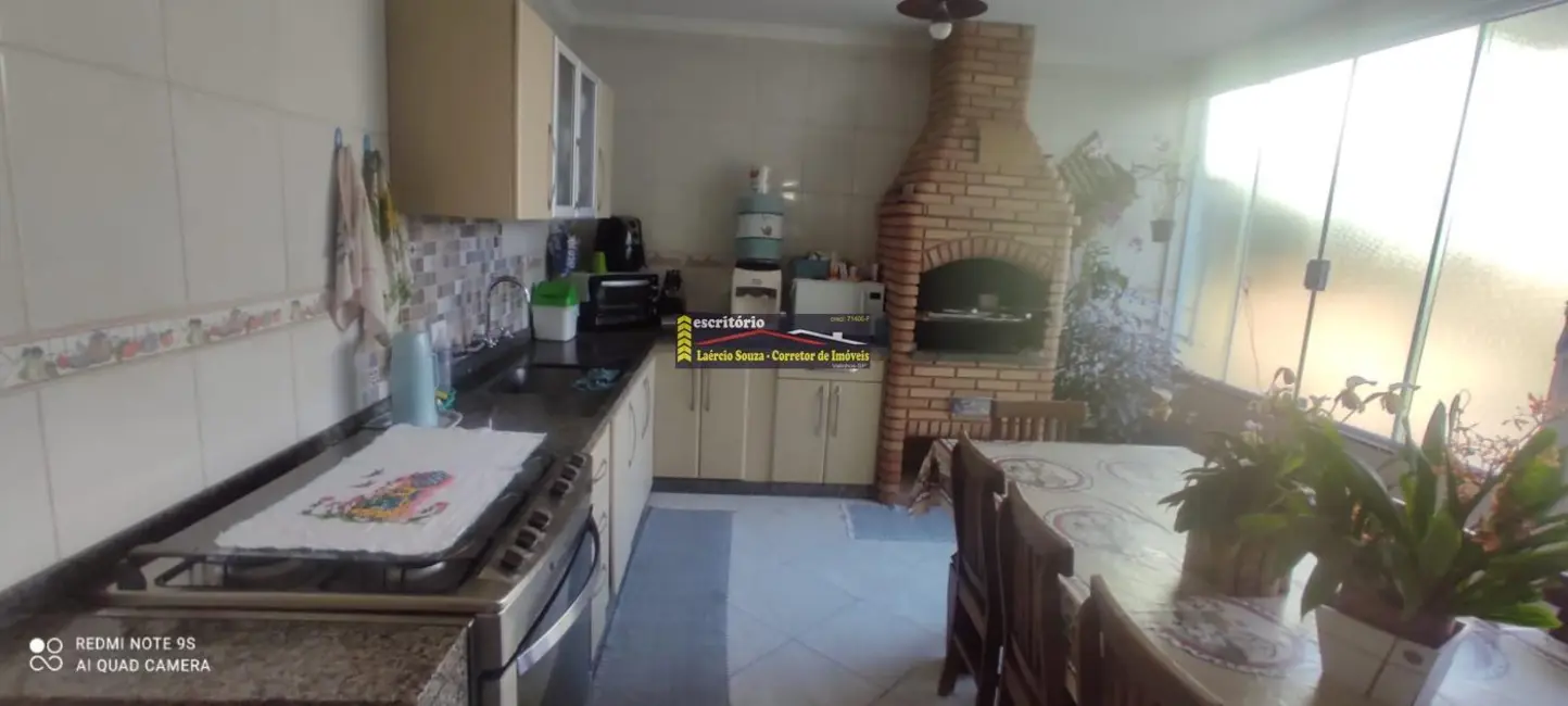 Foto 4 de Casa com 3 quartos à venda, 211m2 em Vinhedo - SP