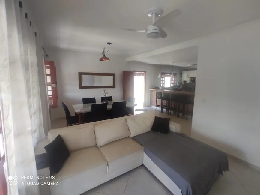 Casa com 3 quartos à venda, 183m2 em Valinhos - SP - imagem 9 Foto 9 de Casa com 3 quartos à venda, 183m2 em Valinhos - SP