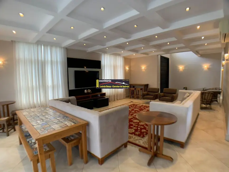 Foto 2 de Casa de Condomínio com 4 quartos para alugar, 550m2 em Valinhos - SP